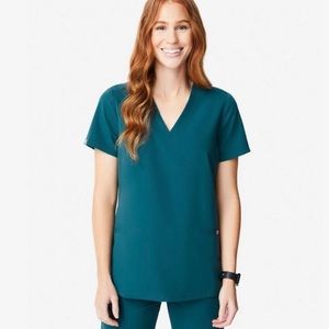 Figs Caribbean Blue Casma Top - Small